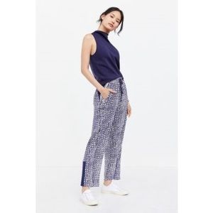 Anthropologie Daily Practice Breezy Track Pant Size small navy and white